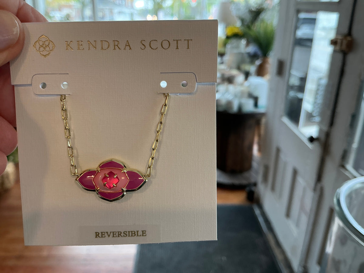 Abbie medallion pndt gold hot pink mix