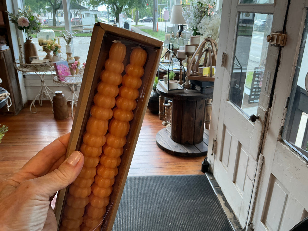 10’ high pumpkin taper candle