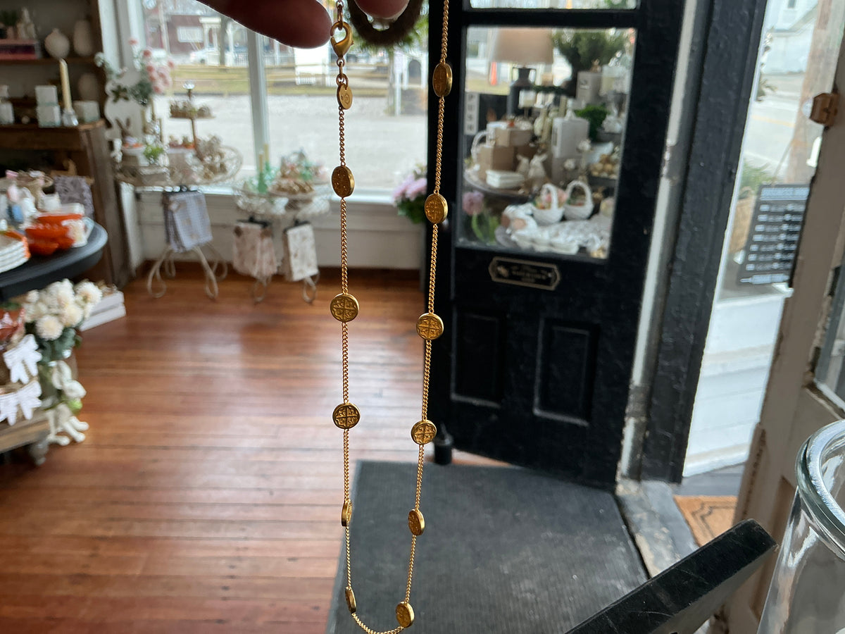 Valencia Delicate Station Necklace Gold