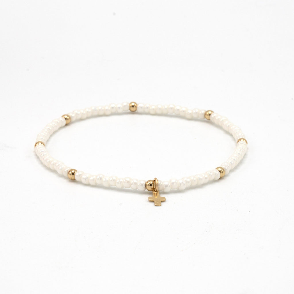 Luxe Cross Bracelet in PEARL WHITE