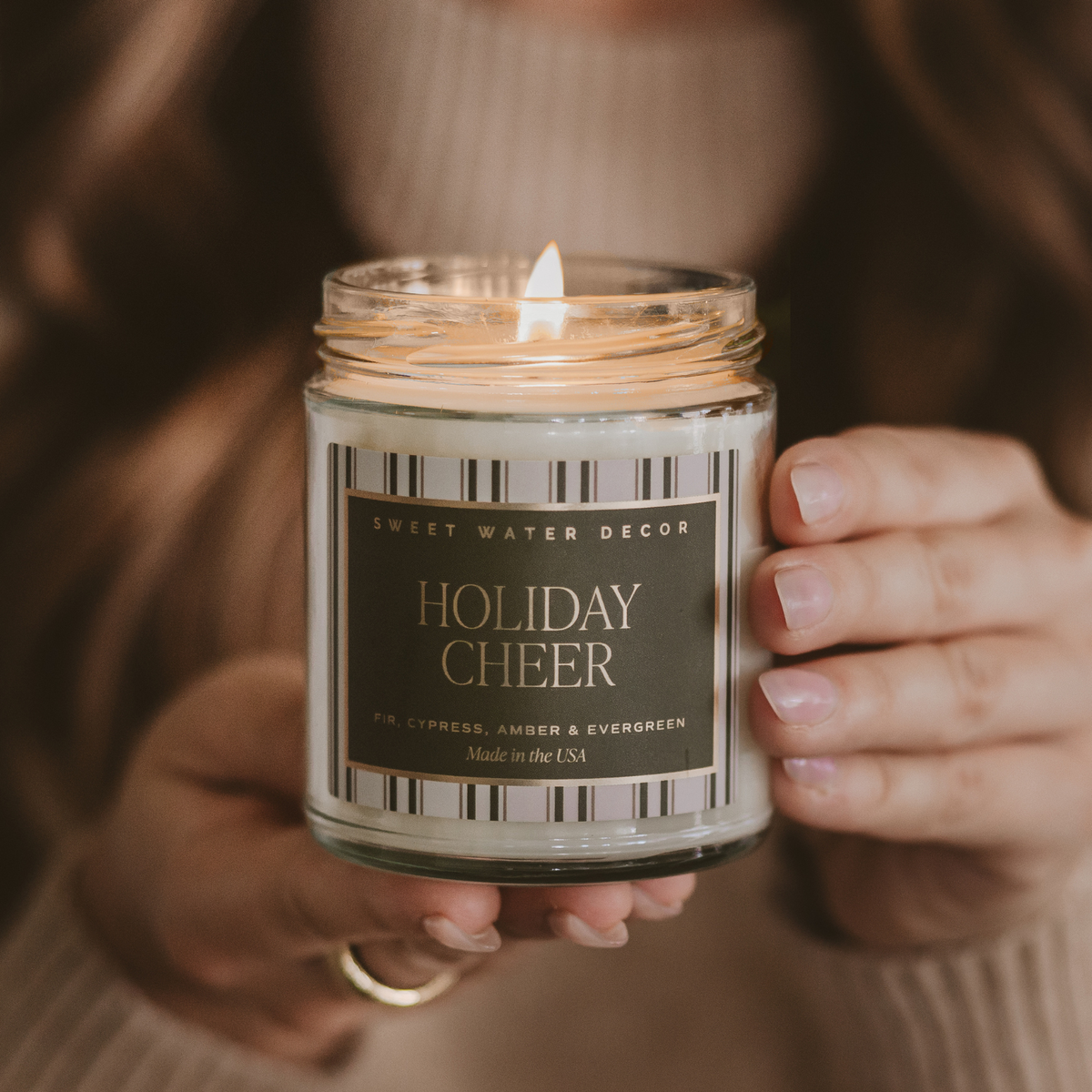 *NEW* Holiday Cheer 9 oz Soy Candle - Christmas Decor